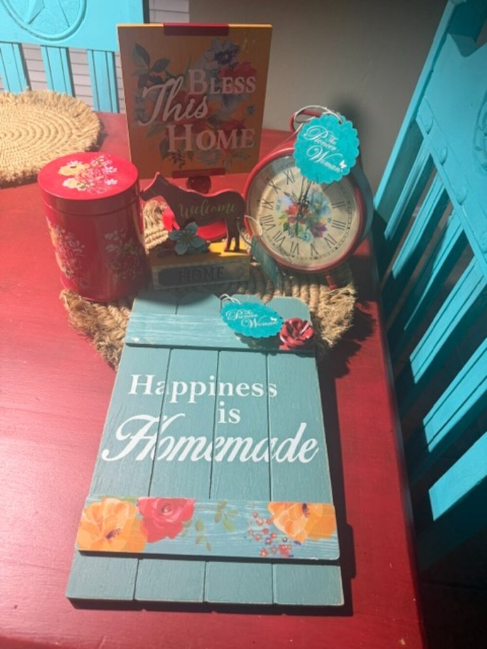 A Cheerful Kitchen Collection Full of Pioneer Woman Flair”